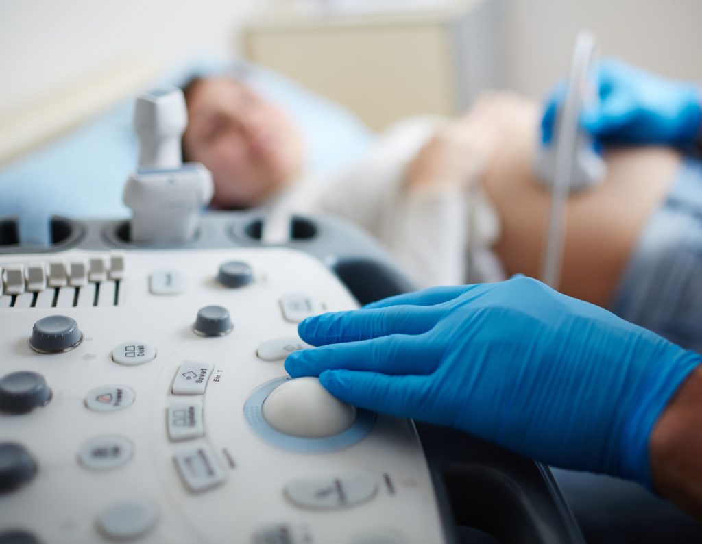 Tüp Bebek Tedavisi: Süreç, Aşamalar ve Merak Edilenler